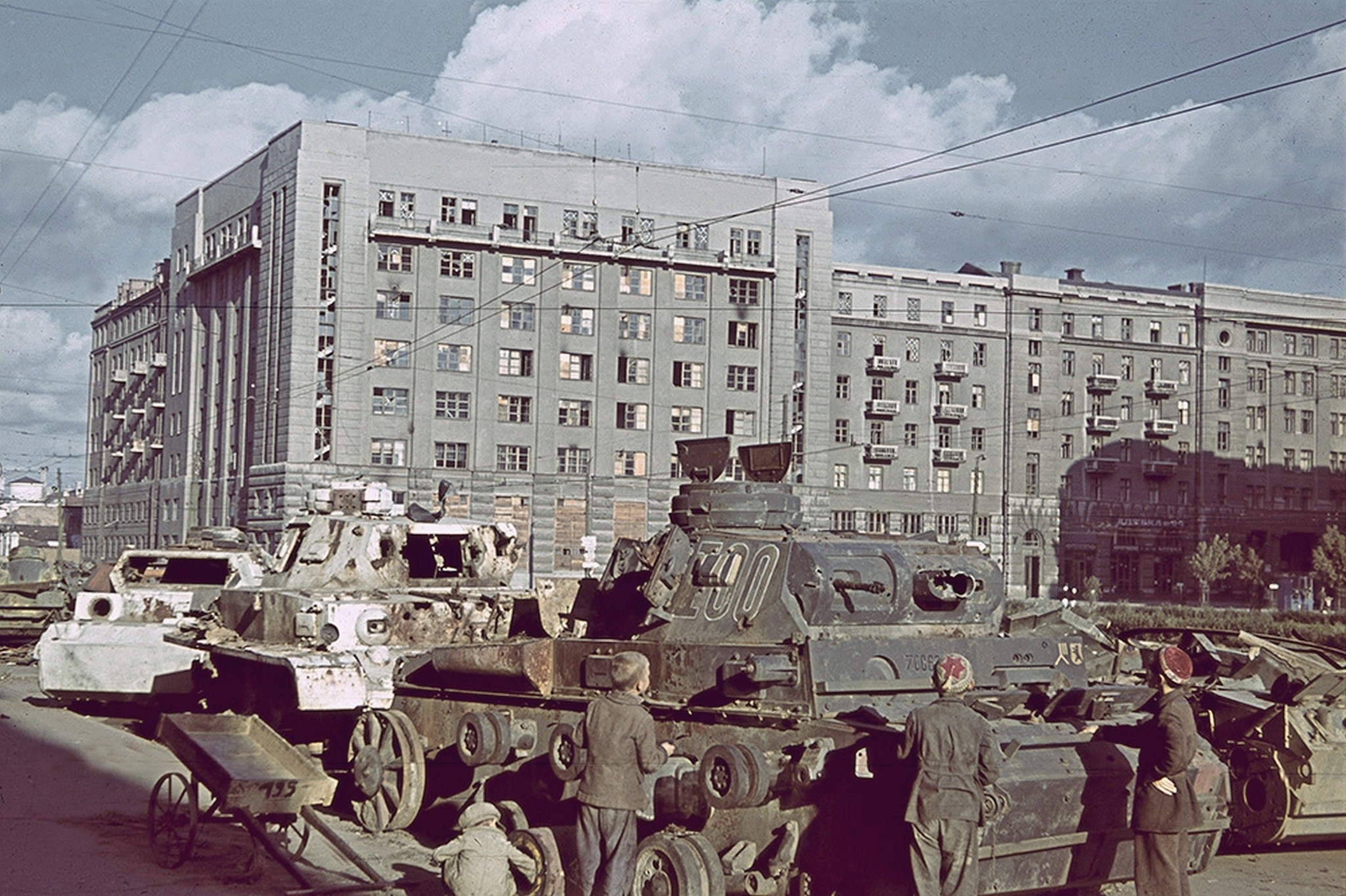 Pz.Bef.Wg. III Ausf.H (Fgst.Nr.70062) OST Pz.Rgt.6 {001}{a} Kiev November 1941, foto.Johannesa Hähle.jpg